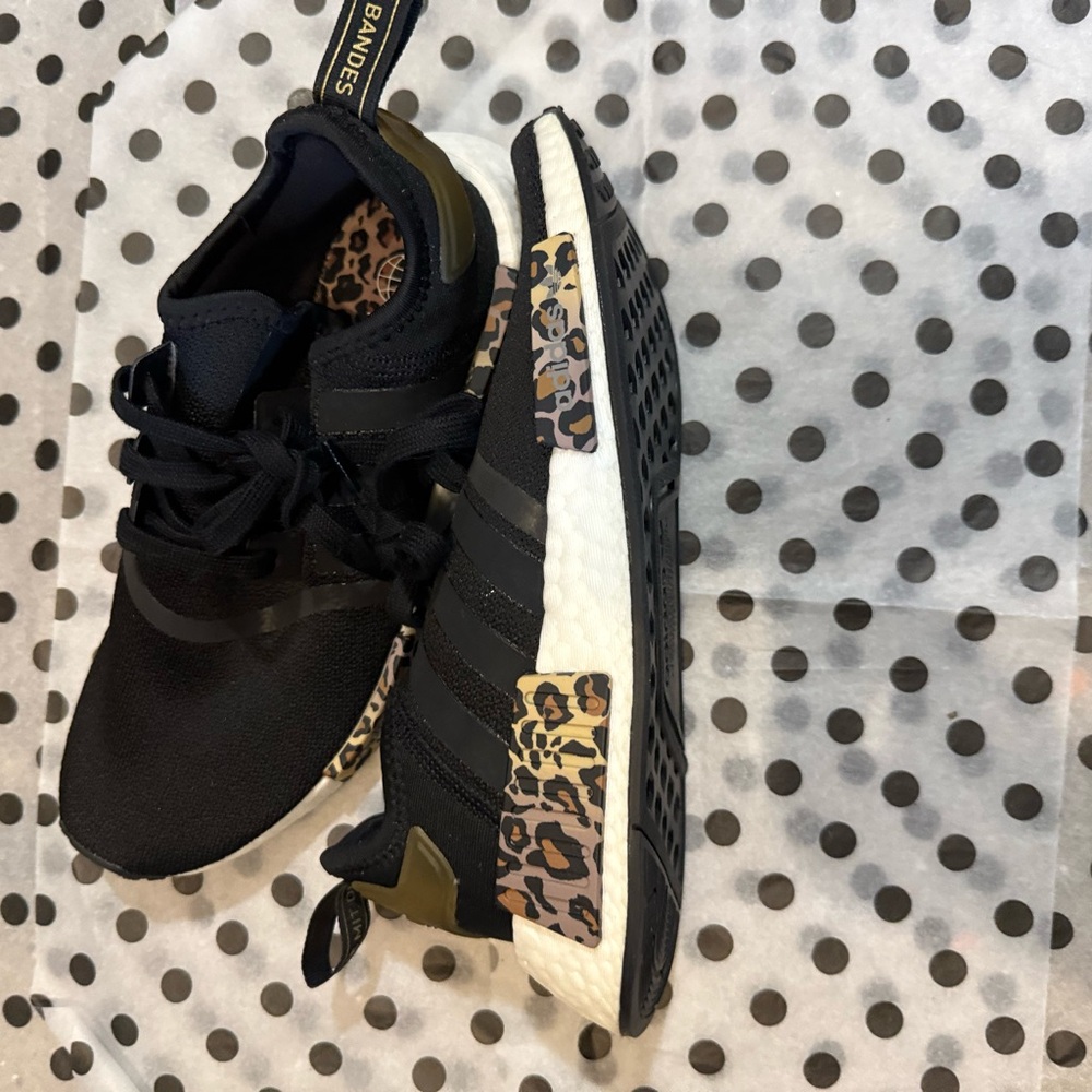 Adidas NMD 1 Women's Black and Leopard Print Sneakers never worn new